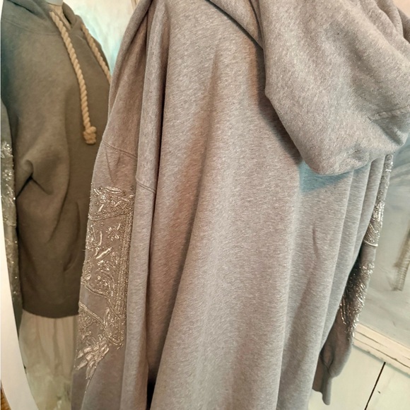 Free People Gray hoodie sweatshirt Jacket with SIVLER embellished em Sleeves - Picture 3 of 10